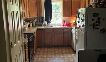 116 Snowflake Dr, Blakeslee, PA 18610