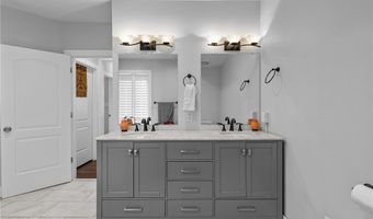 2611 Stella St, Airville, PA 15203