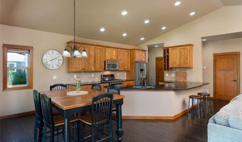 402 Circle F Trl, Bozeman, MT 59718