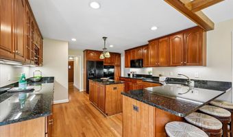 5735 BRADLEY Blvd, Bethesda, MD 20814