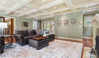 33 Highland Ave, Ayer, MA 01432