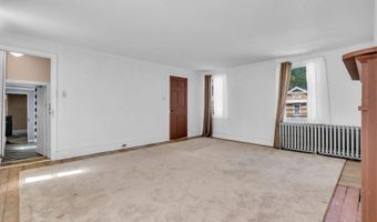 19 High St, Allentown, NJ 08501