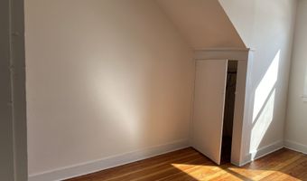 51 Indian Neck Ave, Branford, CT 06405