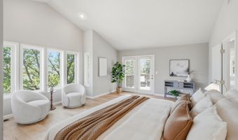 215 Piedmont Dr, Ashland, OR 97520
