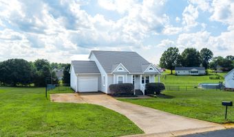 215 Upland View Dr, Boiling Springs, SC 29316