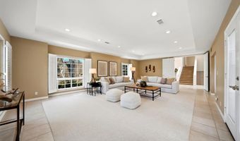 425 Loma Larga, Solana Beach, CA 92075