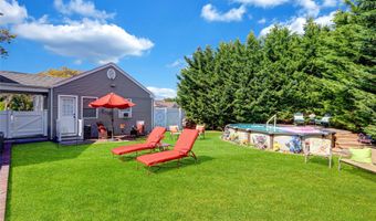 336 Richmond Ave, Amityville, NY 11701