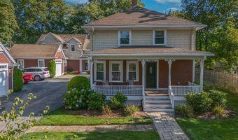 40 Vine St, East Greenwich, RI 02818