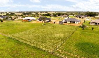 120 Western Way, Adkins, TX 78101