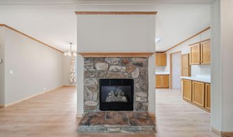 704 Hidden River Dr, Adrian, MI 49221