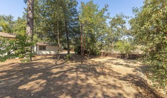 525 Keyes Ave, Angwin, CA 94508