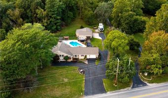 1250 N Main St, Amherst, OH 44001