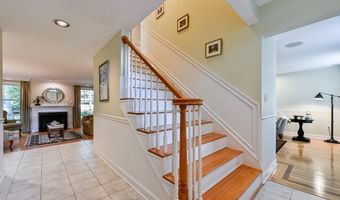 2 Rock Rd, Attleboro, MA 02703