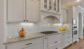3900 SW Layton Rd, Bentonville, AR 72713