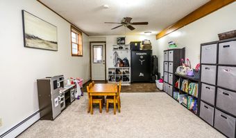 1231 N Kline St, Aberdeen, SD 57401