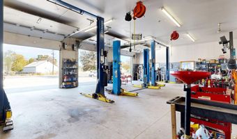 48 S Main St, Andover, ME 04216