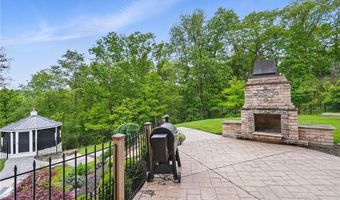 322 Dirkshire Ct, Adams Twp., PA 16046