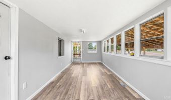 1275 Redfields Rd, Appomattox, VA 24522