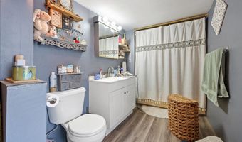 15 Grant St, Bangor, ME 04401