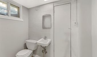 3400 Milton Dr, Alton, IL 62002