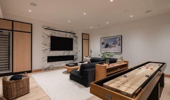 227 E Main St, Aspen, CO 81611