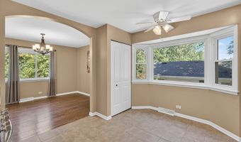 908 S Arlington Heights Rd, Arlington Heights, IL 60005
