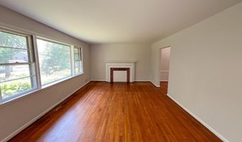 10001 WOODHILL Rd, Bethesda, MD 20817