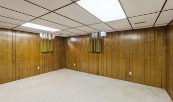 2907 Northwood Dr, Ames, IA 50010