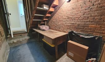8 MAIN St, Boonsboro, MD 21713