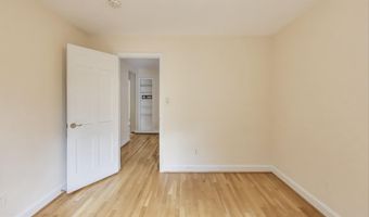 7308 BURDETTE Ct, Bethesda, MD 20817