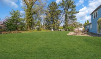 37 Faith Ln, Aberdeen, NJ 07747