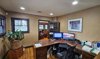 725 NW Broadway St, Bend, OR 97703