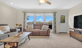 1744 Parkview Dr, Bedford, IN 47421