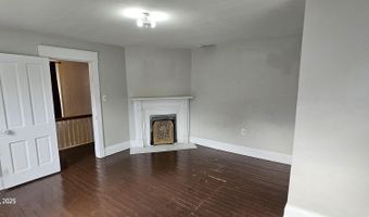 207 E 3rd St, Augusta, KY 41002