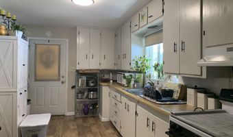 19325 Hill St, Anderson, CA 96007
