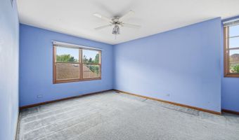1333 W Sable Dr, Addison, IL 60101