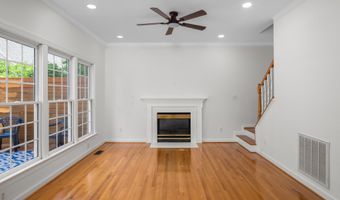 407 Maple Creek Ct, Apex, NC 27502