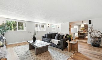 6300 TOPKE Pl NE, Albuquerque, NM 87109