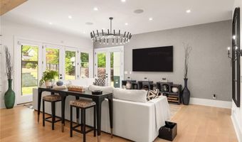 2469 River Oak Dr, Decatur, GA 30033