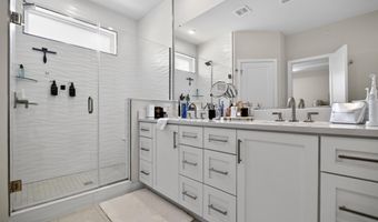 43498 MADISON SPRINGS Ter, Ashburn, VA 20148