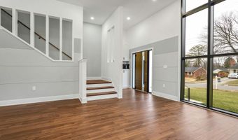 4917 ERIE St, Annandale, VA 22003