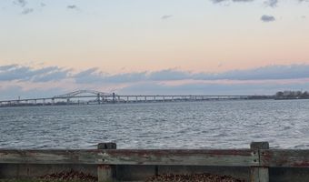 190 W 24TH St, Bayonne, NJ 07002