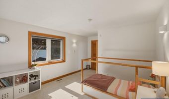 22000 SE Upper Matthews Creek Ln, Amity, OR 97101