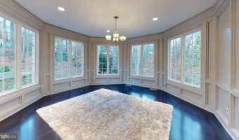 9629 EAGLE RIDGE Dr, Bethesda, MD 20817