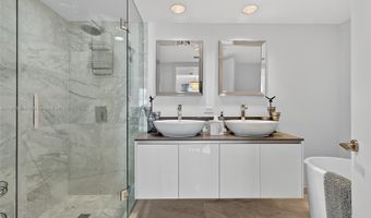 9821 E Bay Harbor Dr 402, Bay Harbor Islands, FL 33154