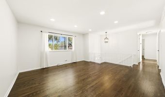 78 S Evergreen Ave, Addison, IL 60101