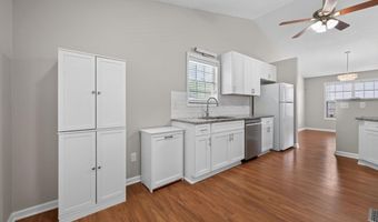 57 Hickory Leaf Ln, Acworth, GA 30101