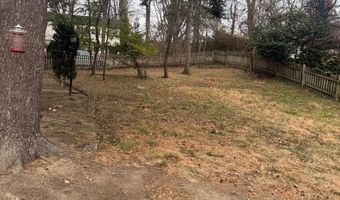 491 N LATHAM St N, Alexandria, VA 22304