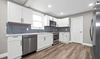 862 FOREST St, Dover, DE 19904