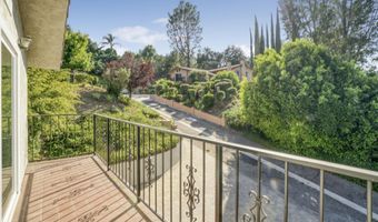 27802 Via Amistosa, Agoura Hills, CA 91301